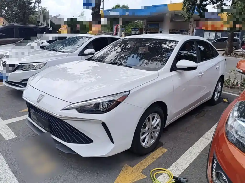 Roewe i5 2025 2023 1.5L Manual Comfort Edition