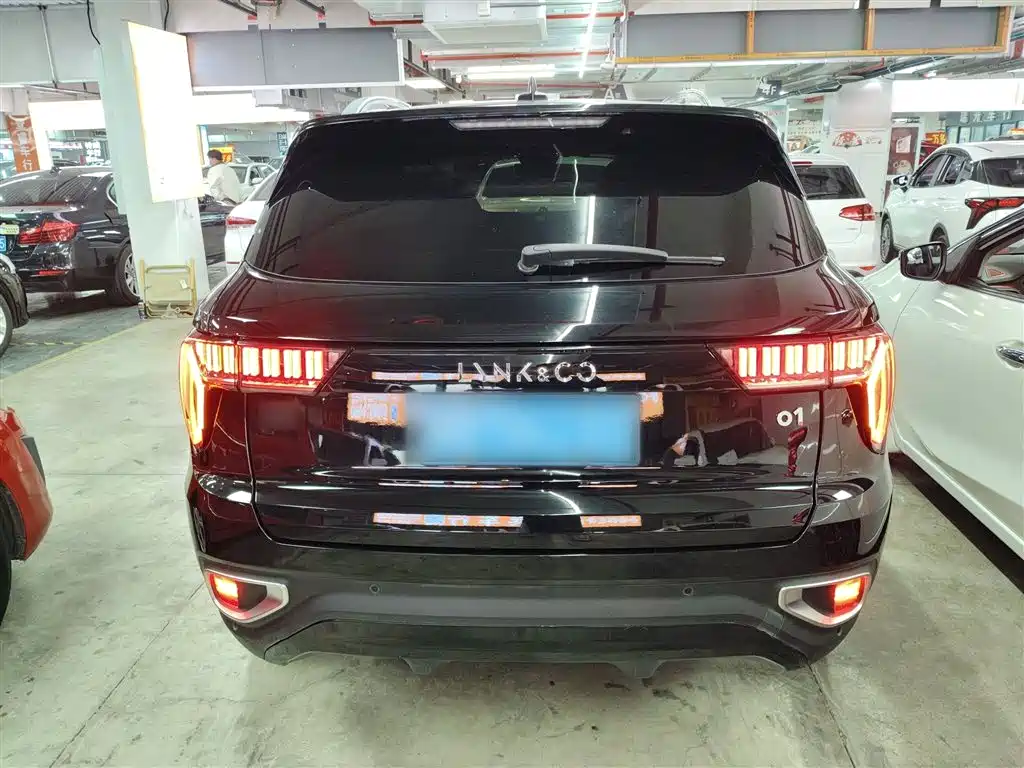 Lynk & Co 01 2019 2.0T 2WD Type Pro Version China VI фото 6