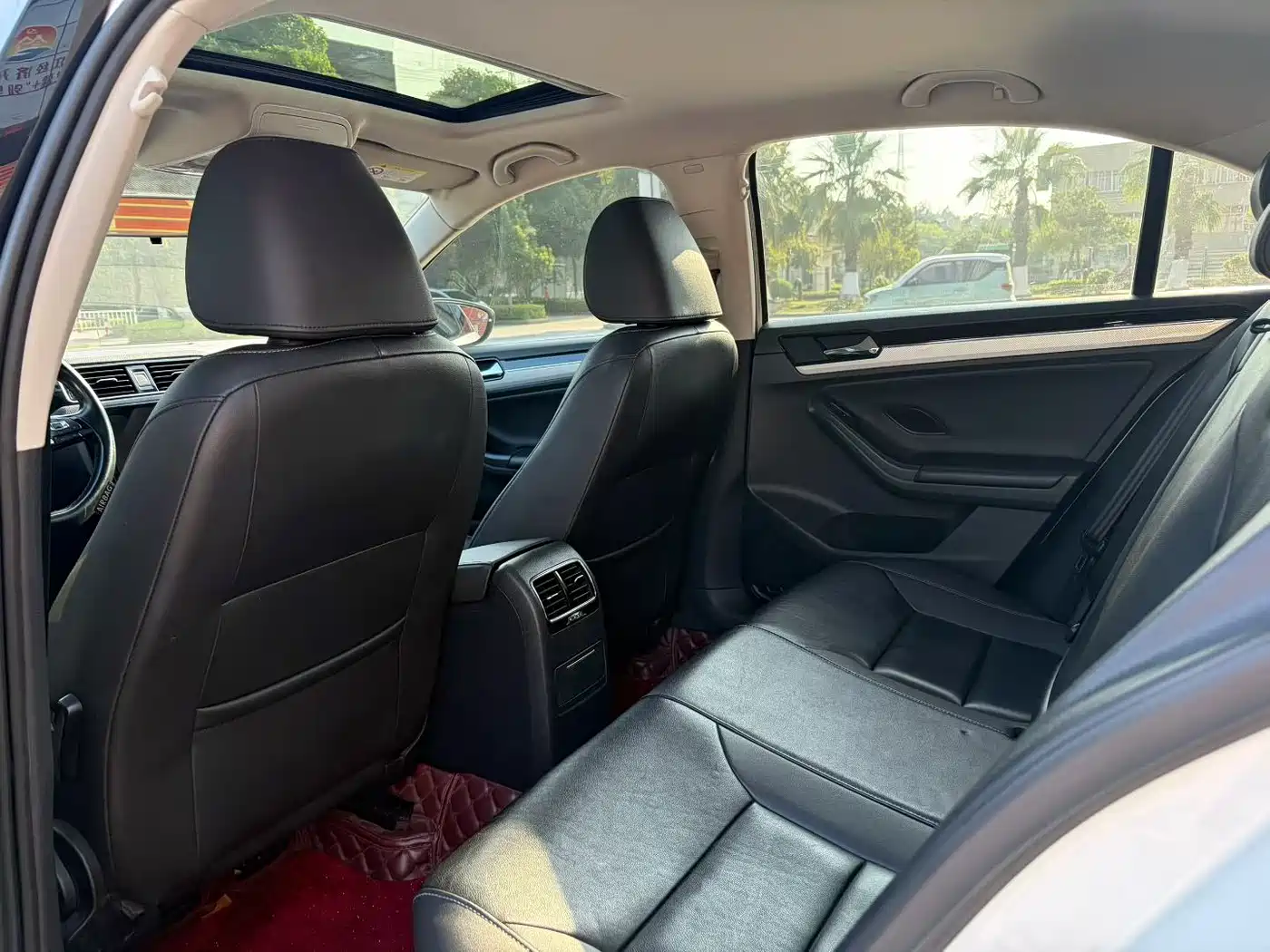 Volkswagen Sagitar 2017 230TSI Automatic Comfort фото 7