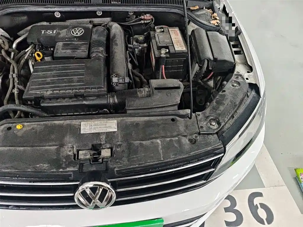 Volkswagen Sagitar 2015 230TSI Automatic Comfort фото 22