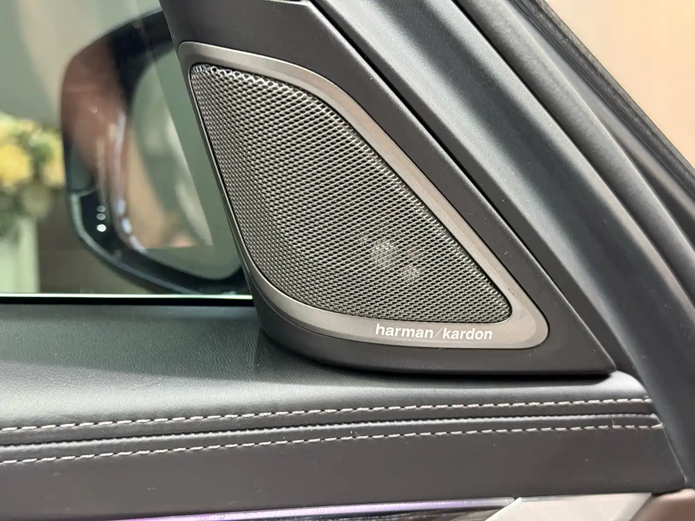 BMW 7 Series 2021 Model 740Li Leading M Sport Package фото 15