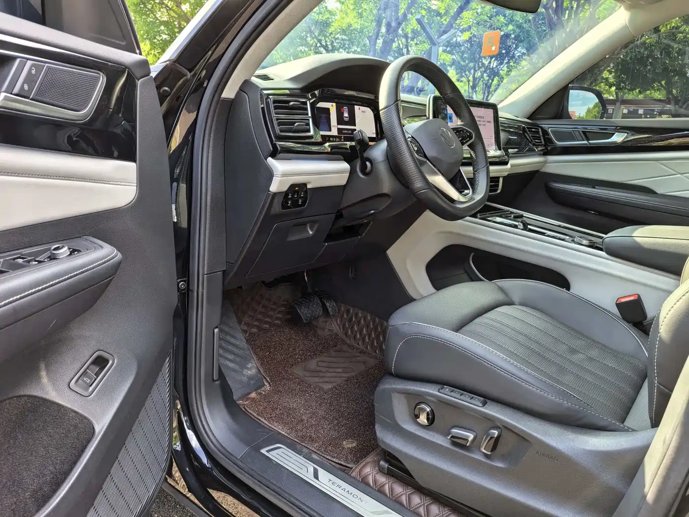 Volkswagen Teramont 2023 Facelift 380TSI 4WD Luxury Edition фото 4