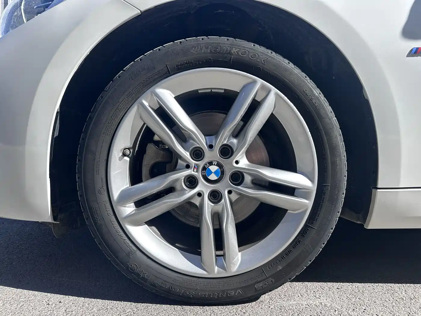 BMW 1 Series 2022 120i M Sport Shadow Edition фото 12