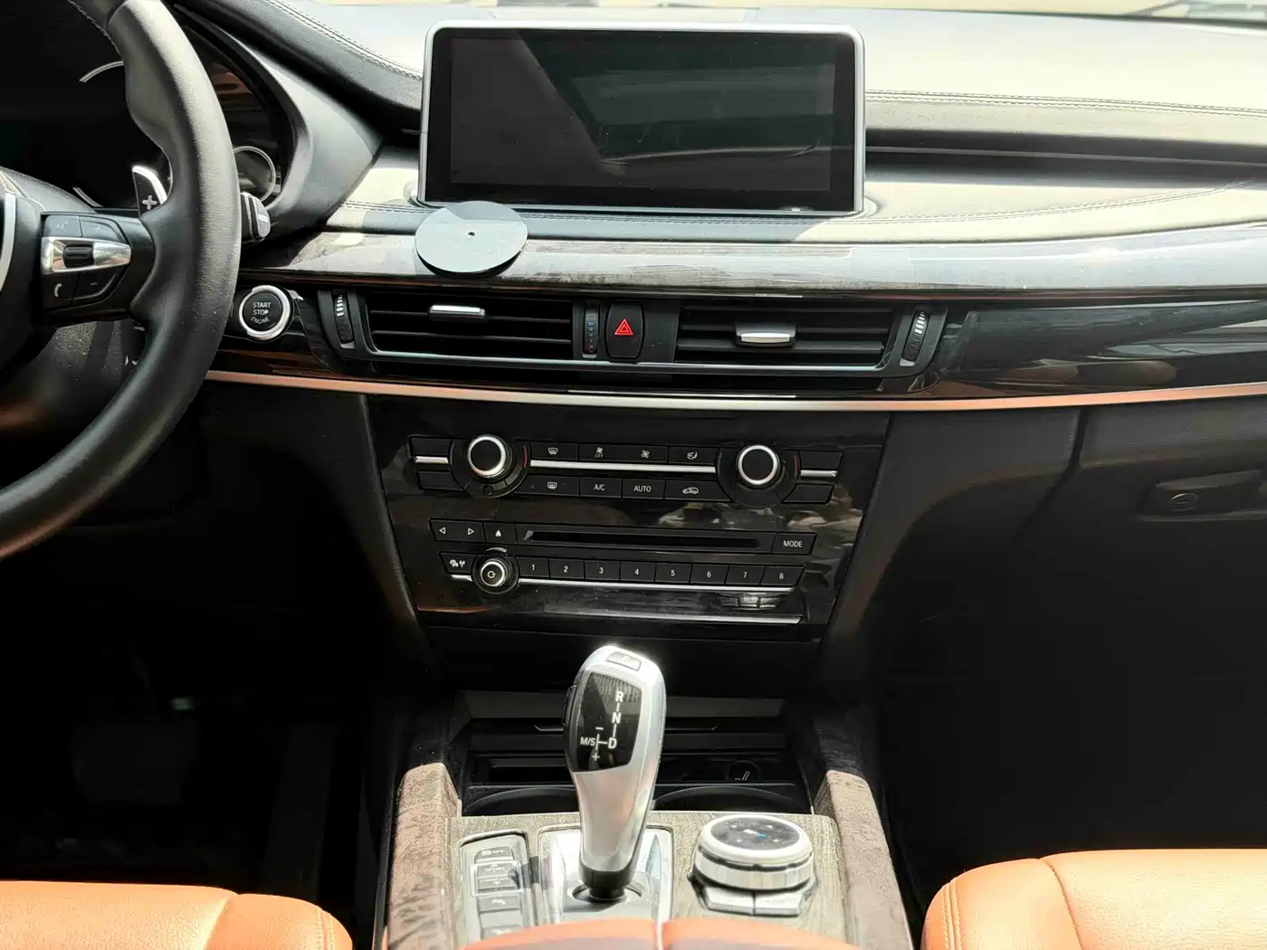 BMW X5 (Import) 2018 xDrive35i Elegant Model фото 11