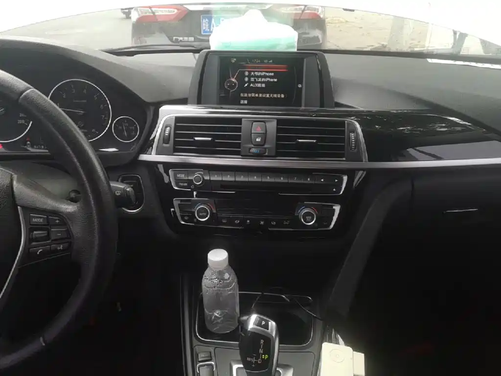 BMW 3 Series 2017 320Li Fashion фото 9