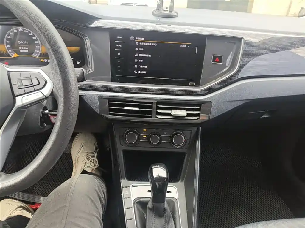 Volkswagen Lavida 2023 Xinrui 1.5L Auto Xinyi Edition фото 13