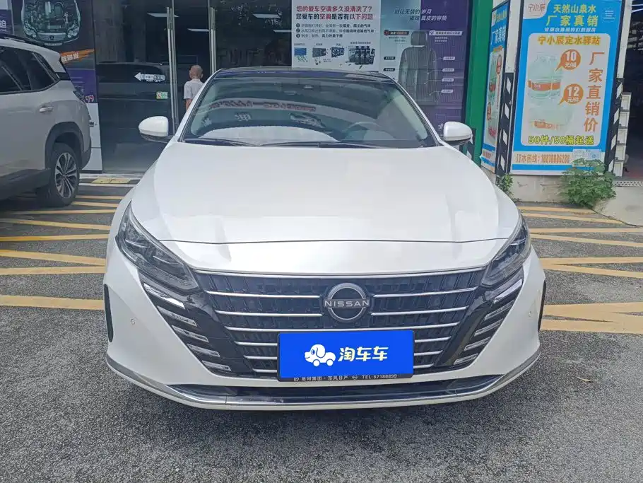 Фото 2 - Nissan Teana