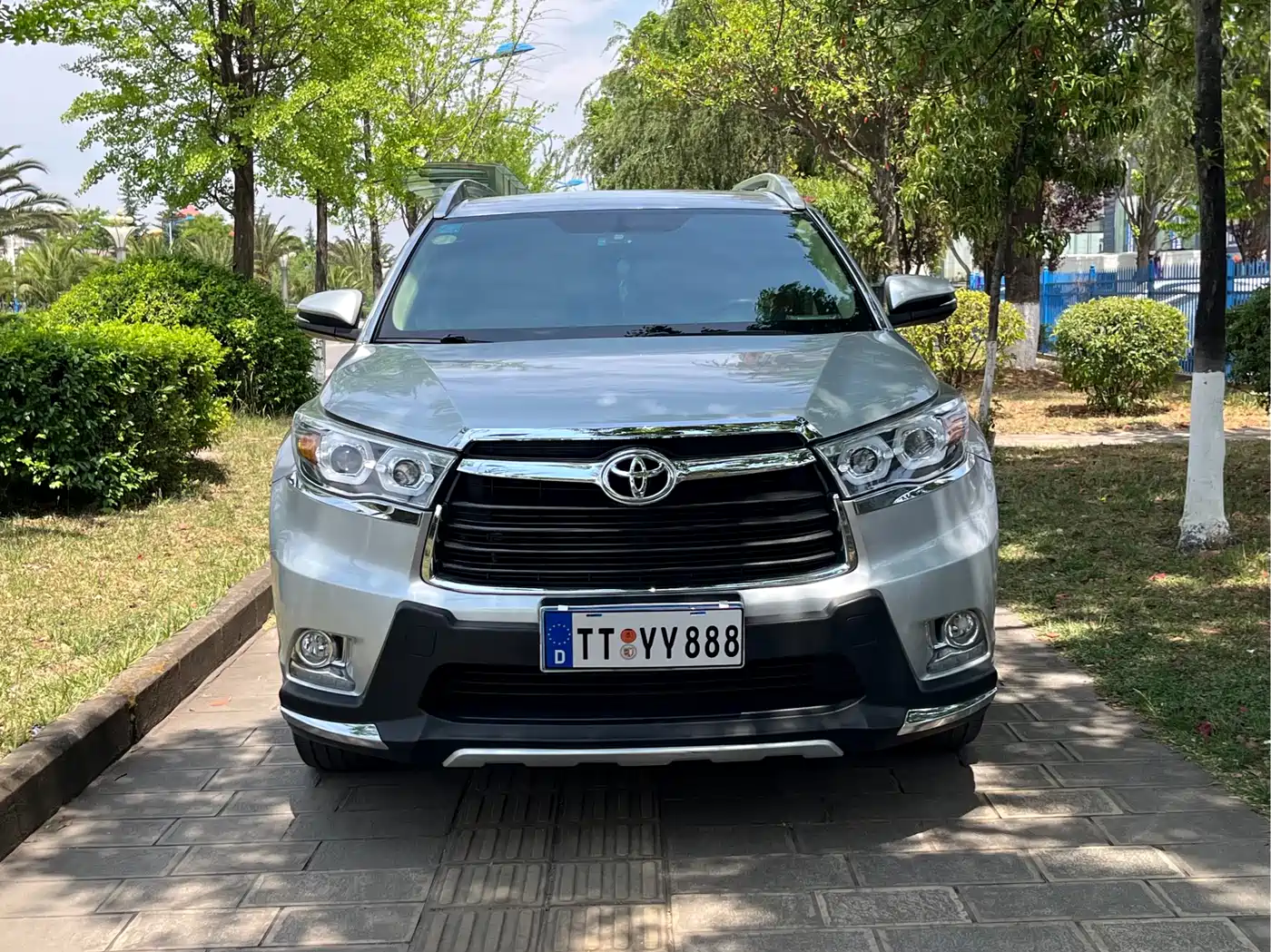 Toyota Highlander 2017 2.0T 4WD Elite 7-Seater фото 2