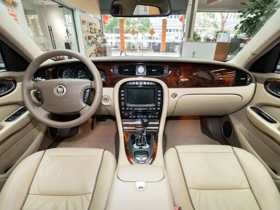 Jaguar XJ 2008 2007 Model XJ6L 3.0 Royal Long Wheelbase
