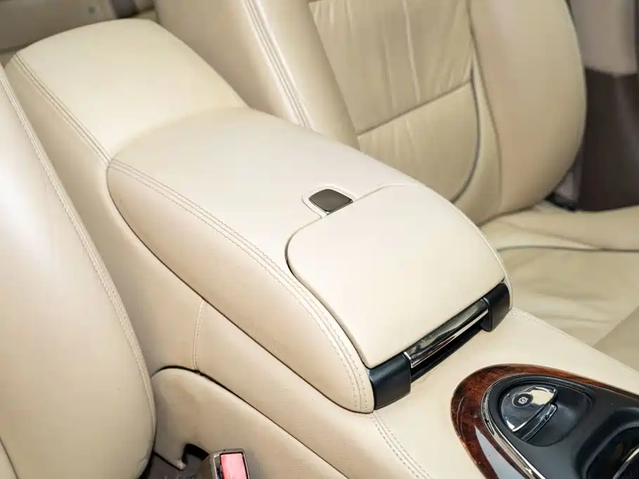 Jaguar XJ 2008 2007 Model XJ6L 3.0 Royal Long Wheelbase