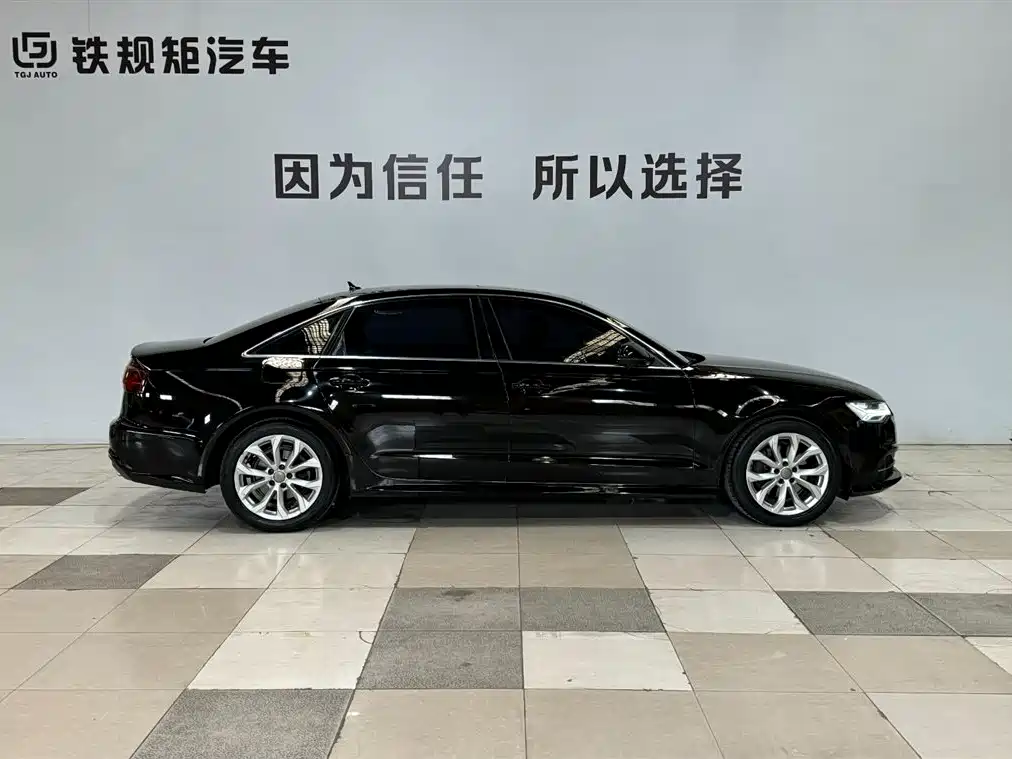 Audi A6L 2018 30th Anniversary 35 TFSI Fashion фото 6