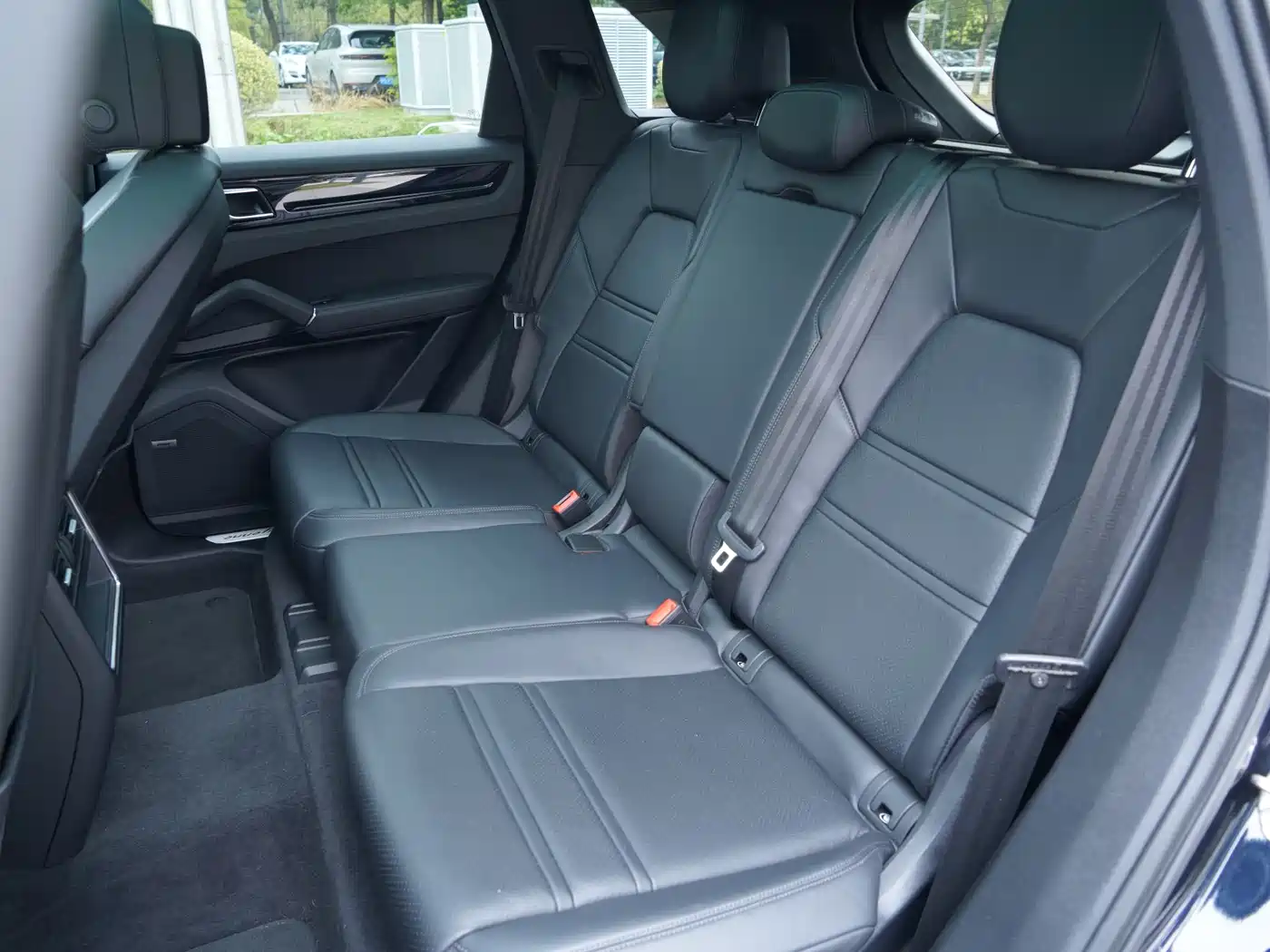 PORSCHE CAYENNE NEW ENERGY