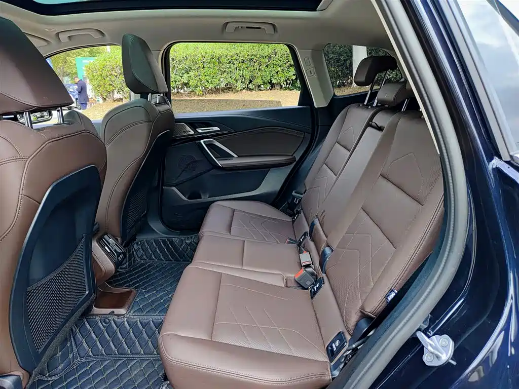BMW X1 2024 sDrive25Li X Design Package фото 8