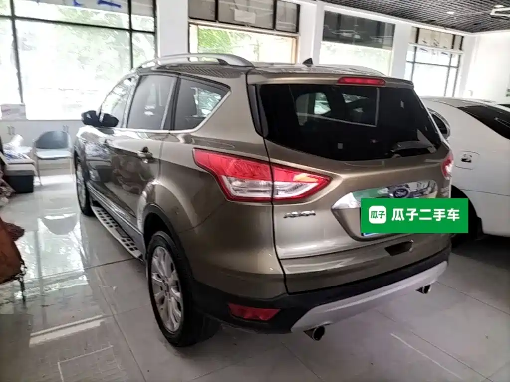 Фото 5 - Ford Kuga