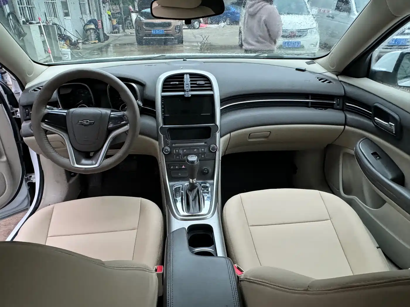 Chevrolet Malibu 2014 2.0L Automatic Luxury фото 10