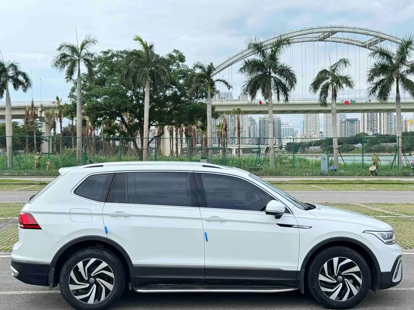 Volkswagen Tiguan L 2023 280TSI 2WD Trend Limited Edition фото 7