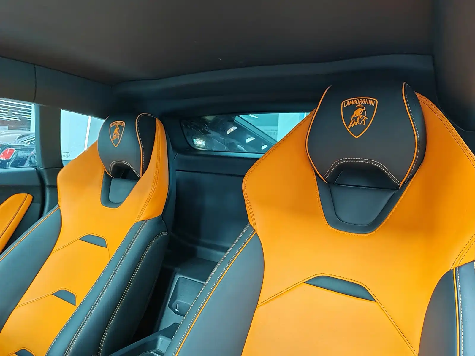 Фото 26 - Lamborghini Huracán