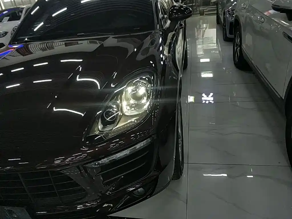 Porsche Macan 2014 Macan 2.0T фото 24