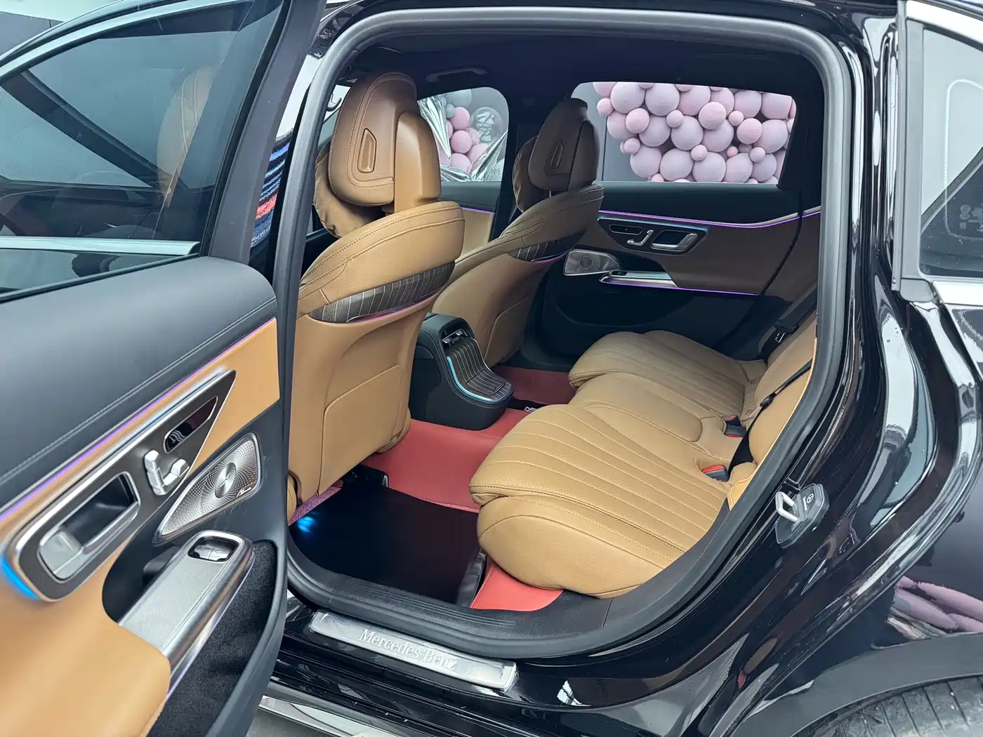Mercedes-Benz E-Class 2025 E 300 L Luxury фото 9