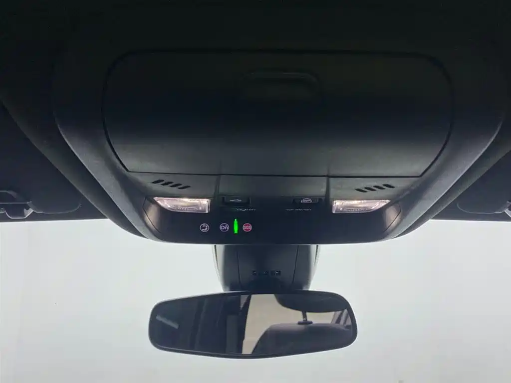 Cadillac XT6 2021 2.0T 7-Seater 4WD Trend Edition фото 30