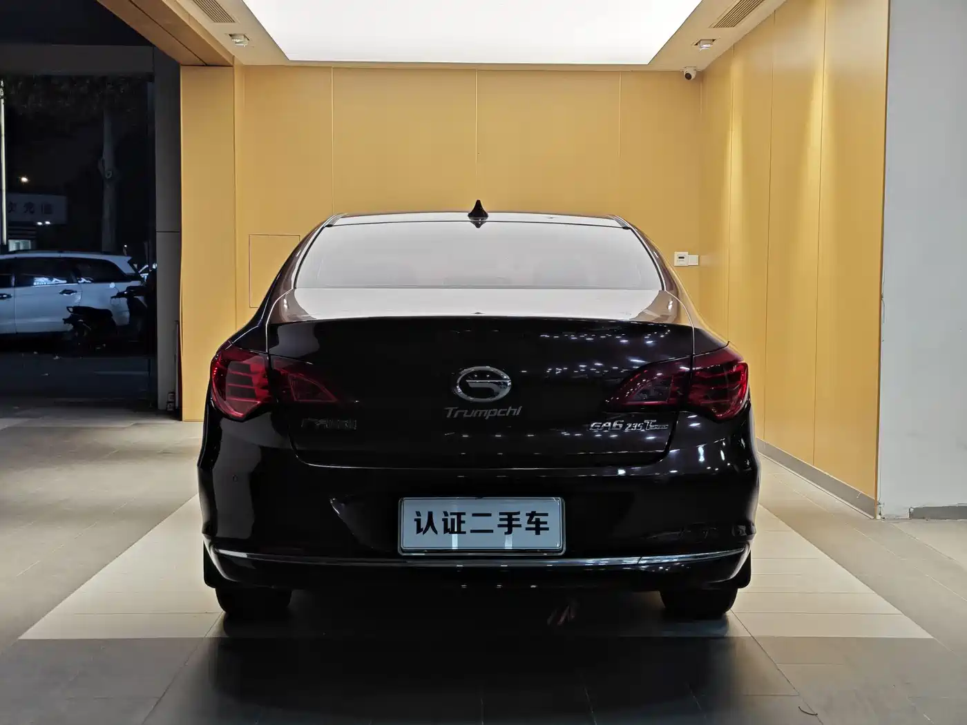 GAC Trumpchi Trumpchi GA6 2016 235T DCT Luxury Edition фото 27