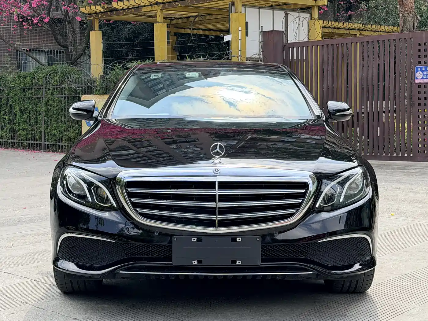 Mercedes-Benz E-Class 2019 E 200 L фото 4