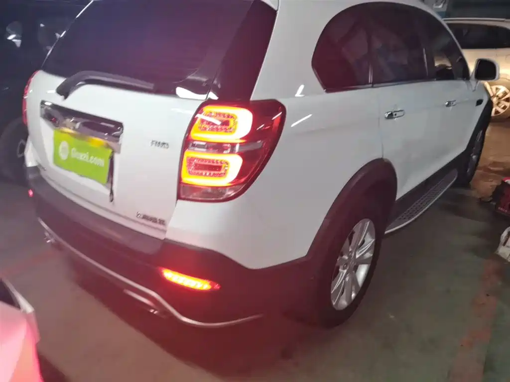 Chevrolet Captiva 2015 2.4L AWD Flagship 7-Seater фото 8