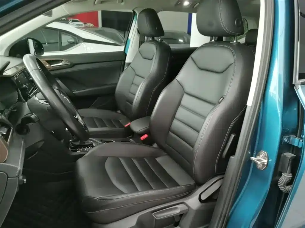 Volkswagen Tharu 2020 280TSI 2WD Comfort Edition China VI фото 15