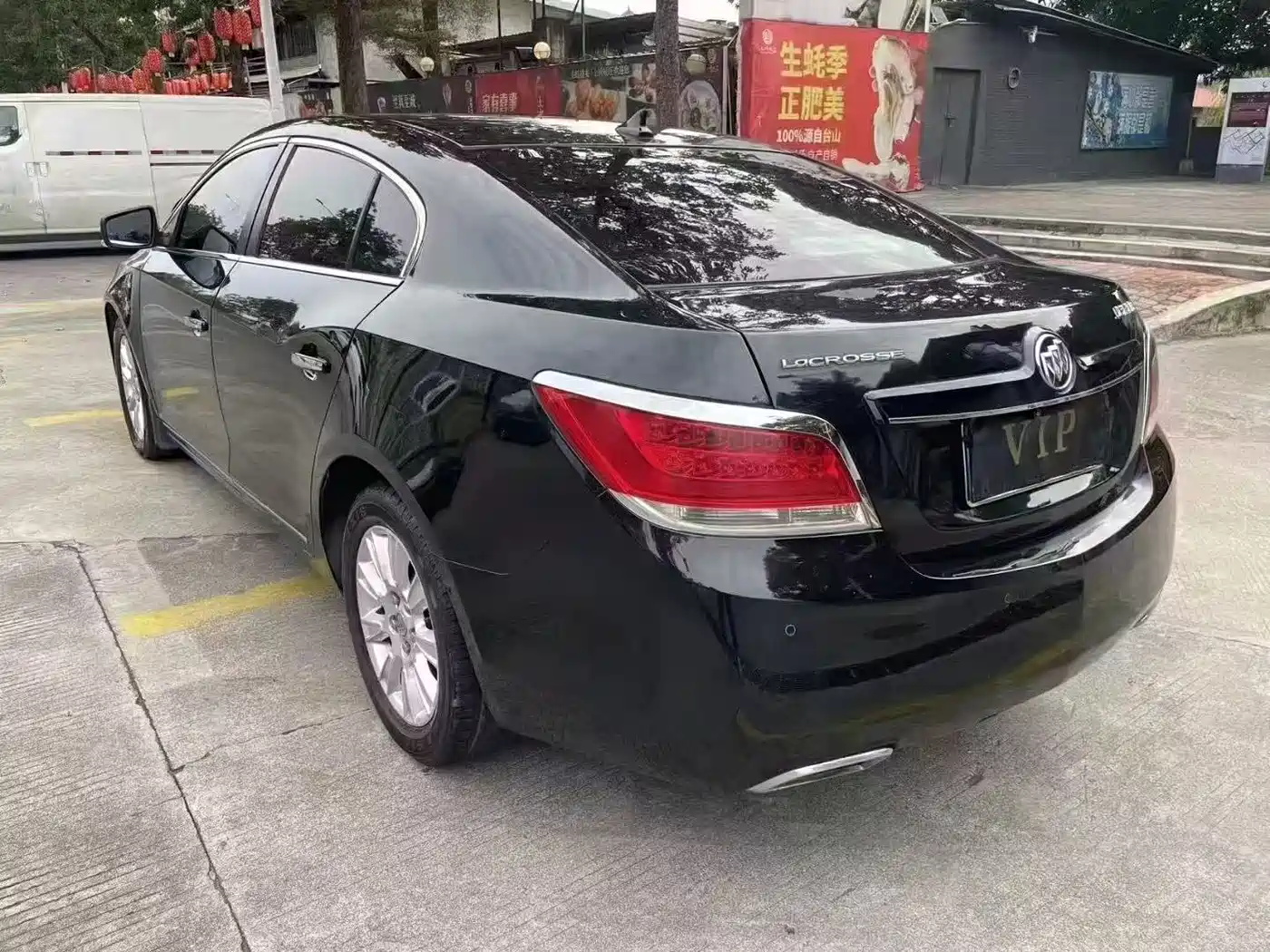 Buick LaCrosse 2011 2.4L SIDI Luxury Edition фото 3