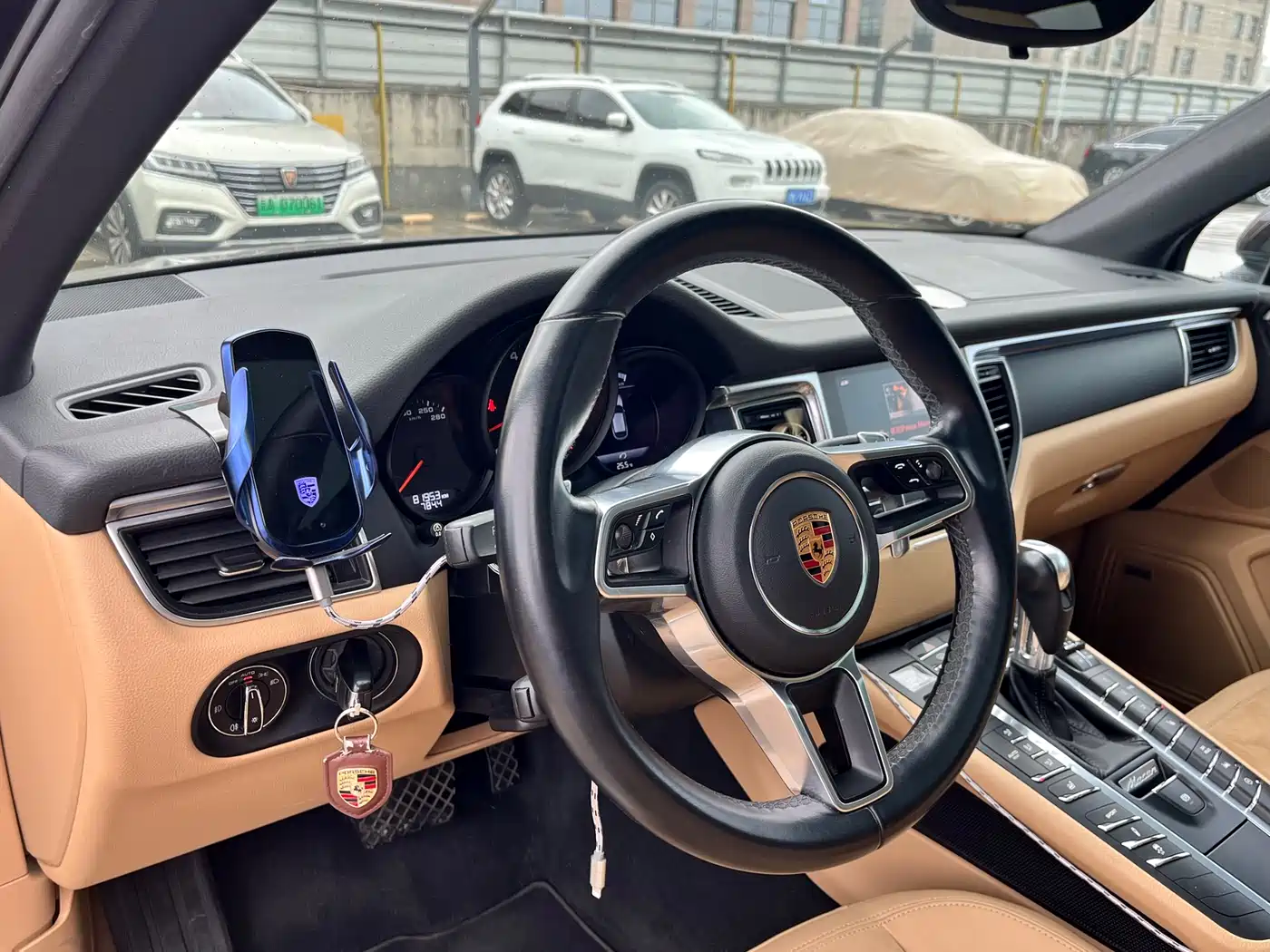 Porsche Macan 2017 Macan 2.0T фото 13
