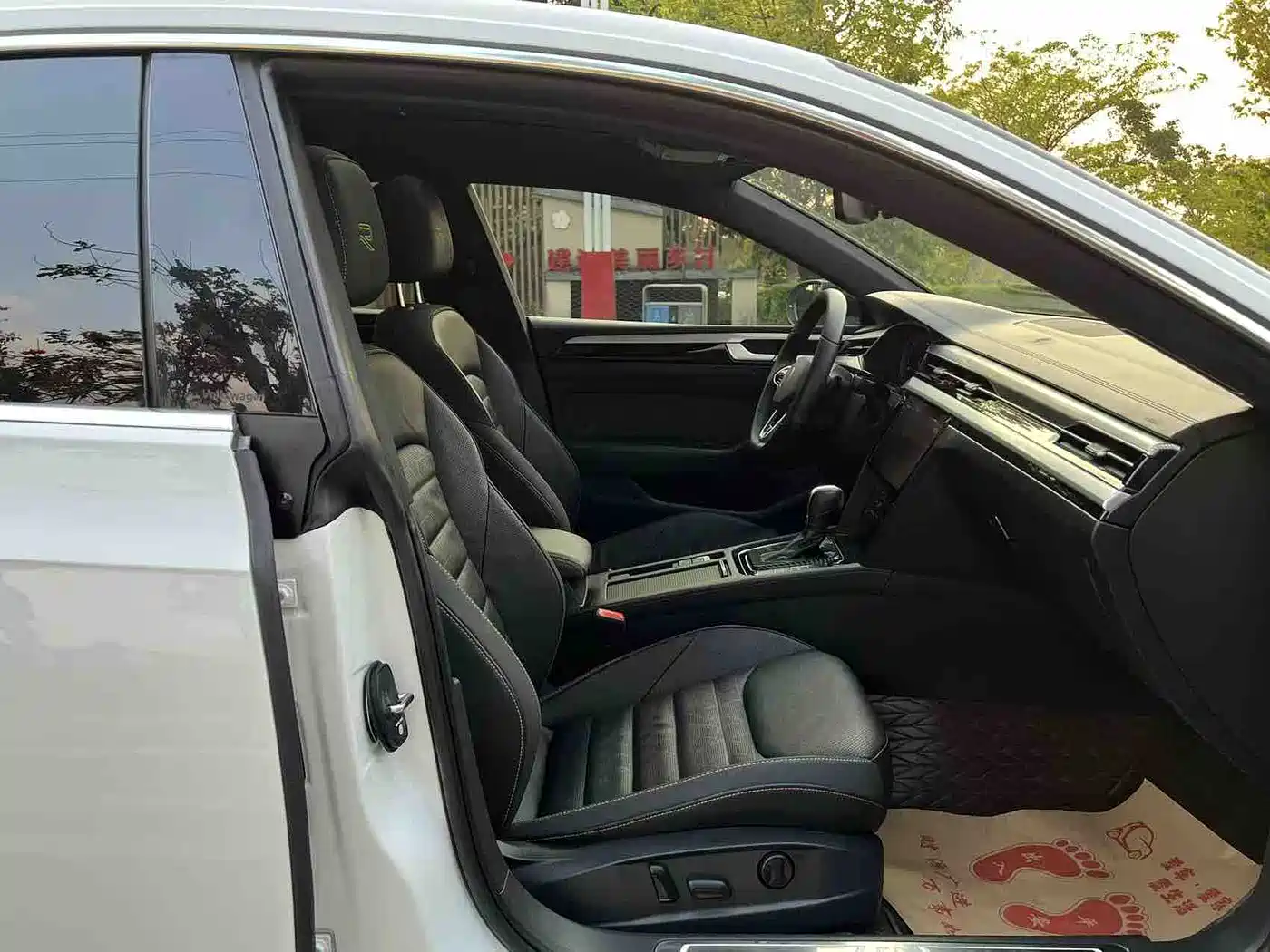 Volkswagen FAW-Volkswagen CC 2021 380TSI Eye-catching Edition фото 14