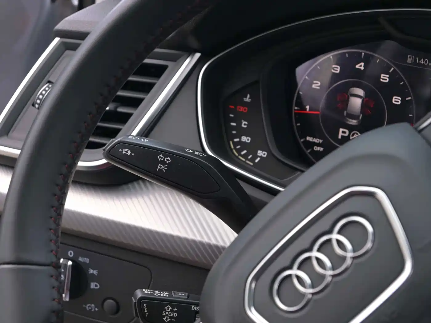 Фото 6 - Audi Q5L