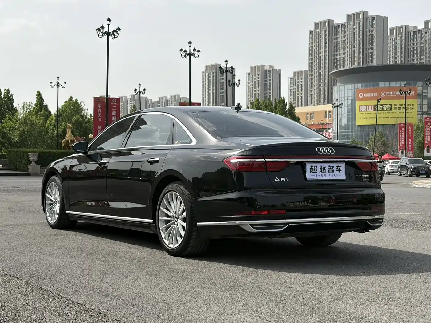 Audi A8 2022 A8L 50 TFSI quattro Comfort Collector's Edition фото 7