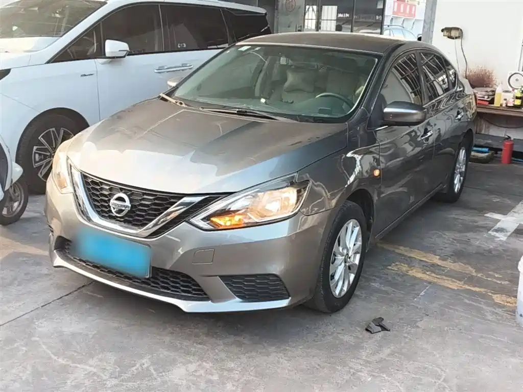 صورة 2 - Nissan Sylphy