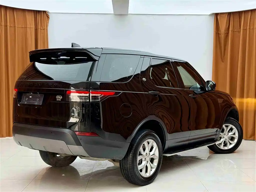 Land Rover Discovery 2018 3.0 SC V6 HSE фото 4