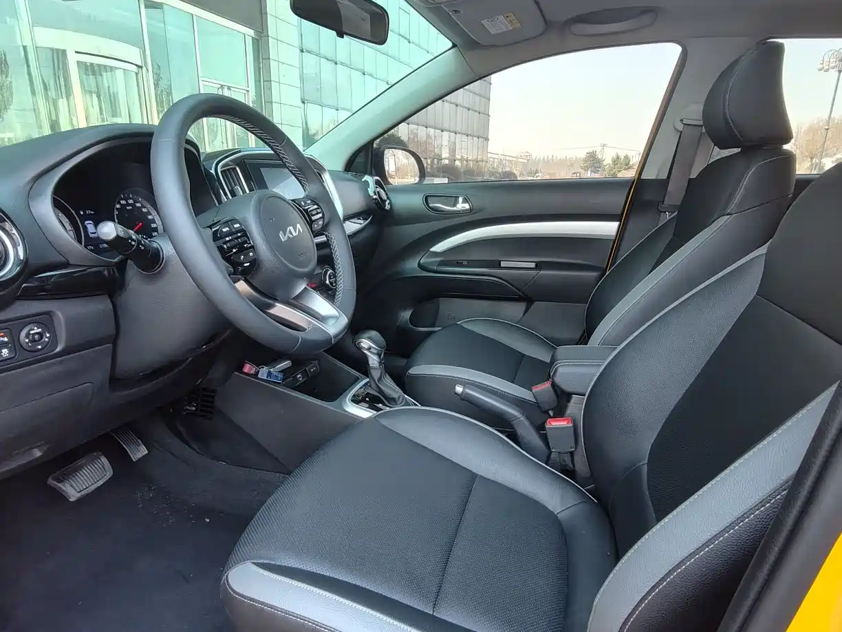 Kia KX1 2021 1.4L CVT Fun Sunroof Version фото 7