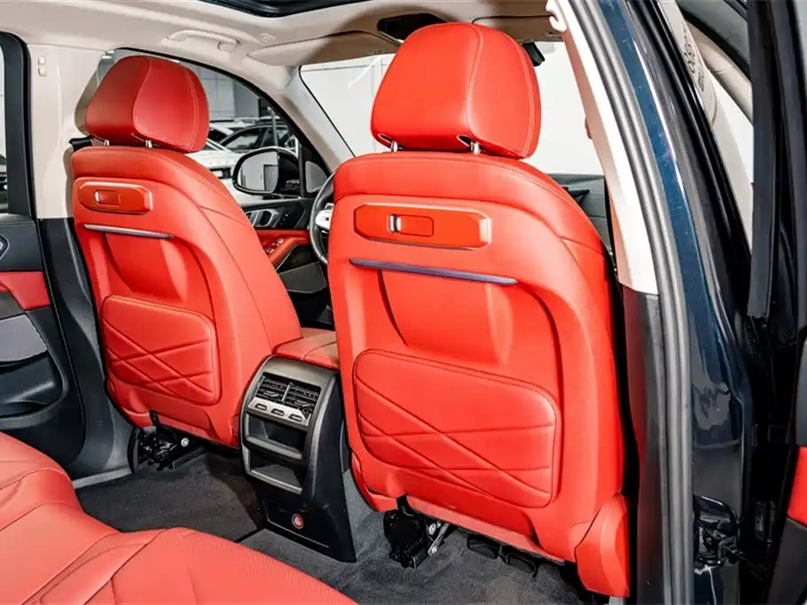 BMW X5 2023 xDrive 30Li Premium M Sport Black Night Package фото 23