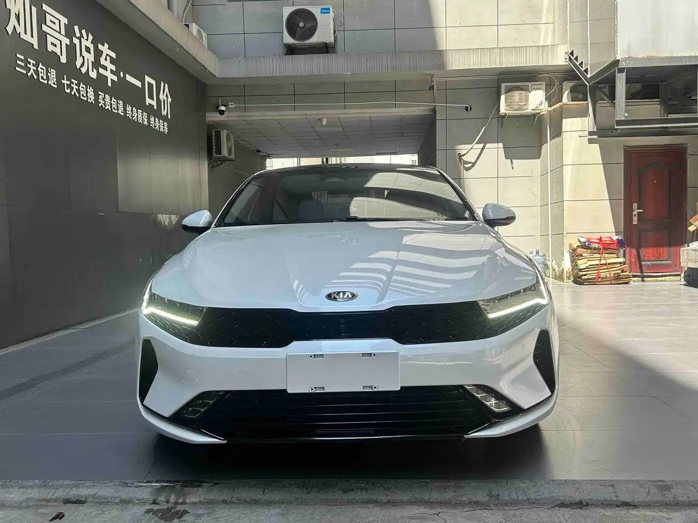 Kia K5 2020 270T CVVD Luxury Edition фото 18
