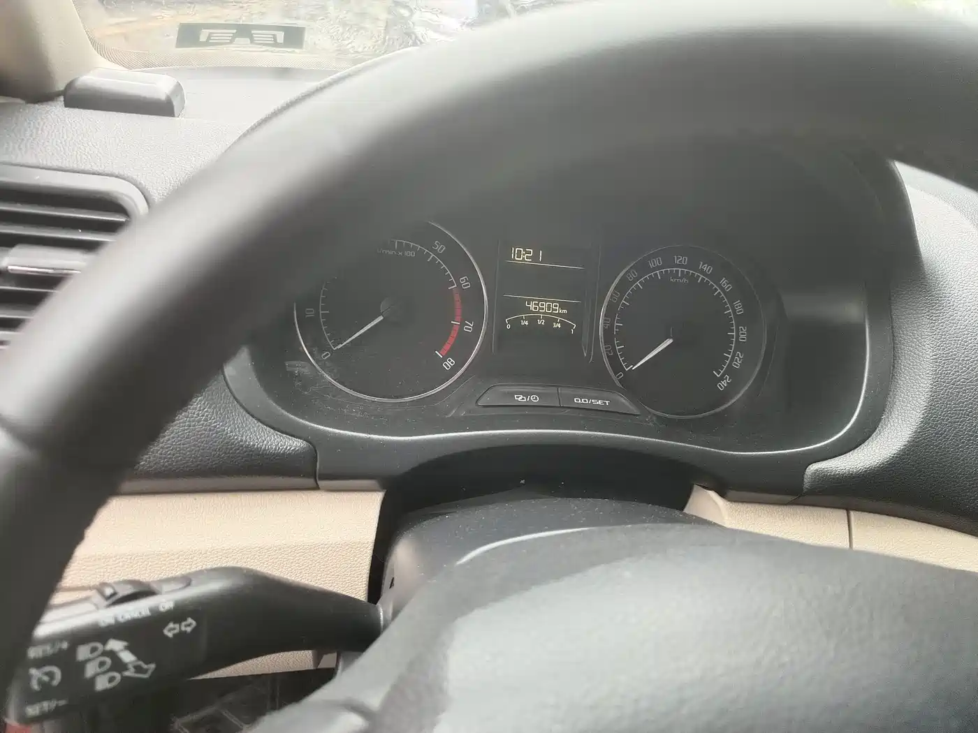 Škoda Fabia 2014 1.6L Automatic Crystal Enjoy Edition фото 4