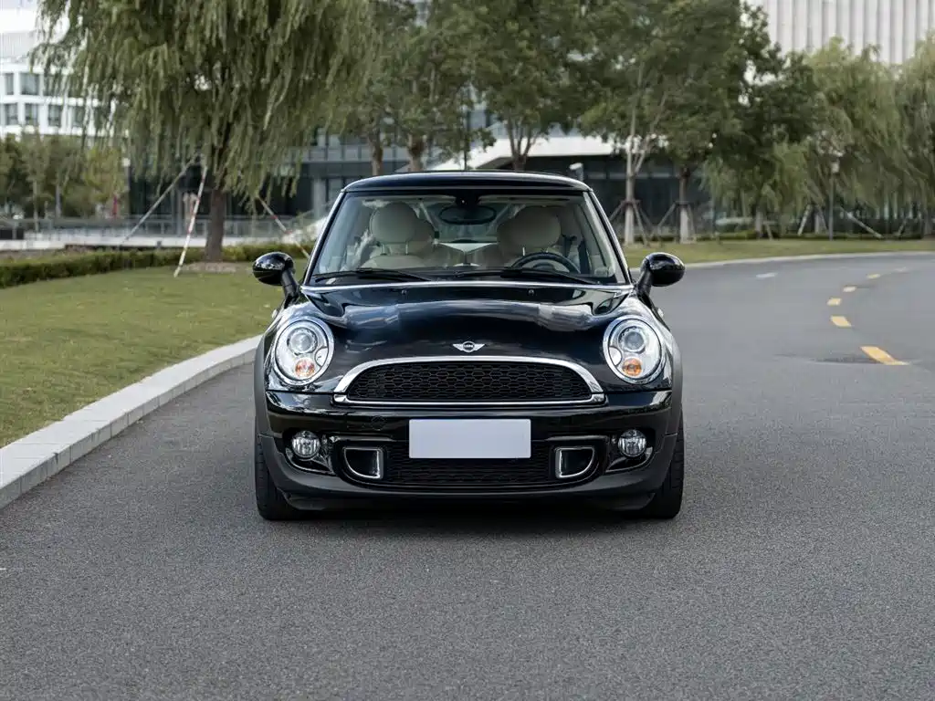 MINI 2012 1.6T GOODWOOD фото 2