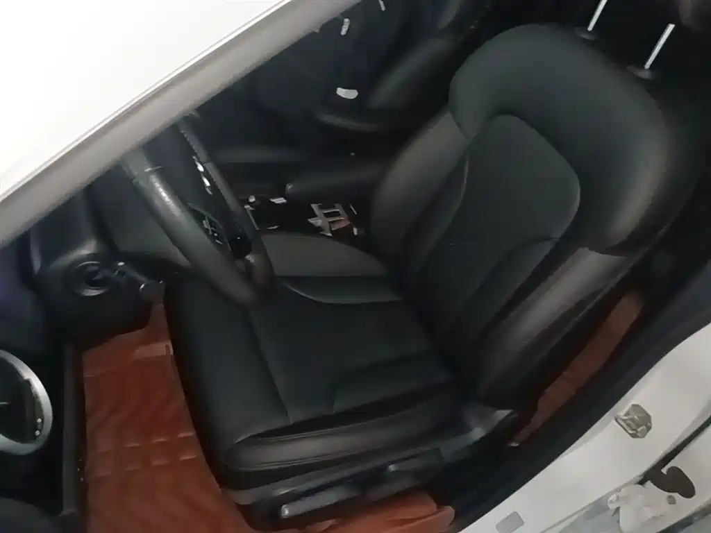 Haval H6 2017 Classic 1.5T Manual 2WD Urban Edition фото 15