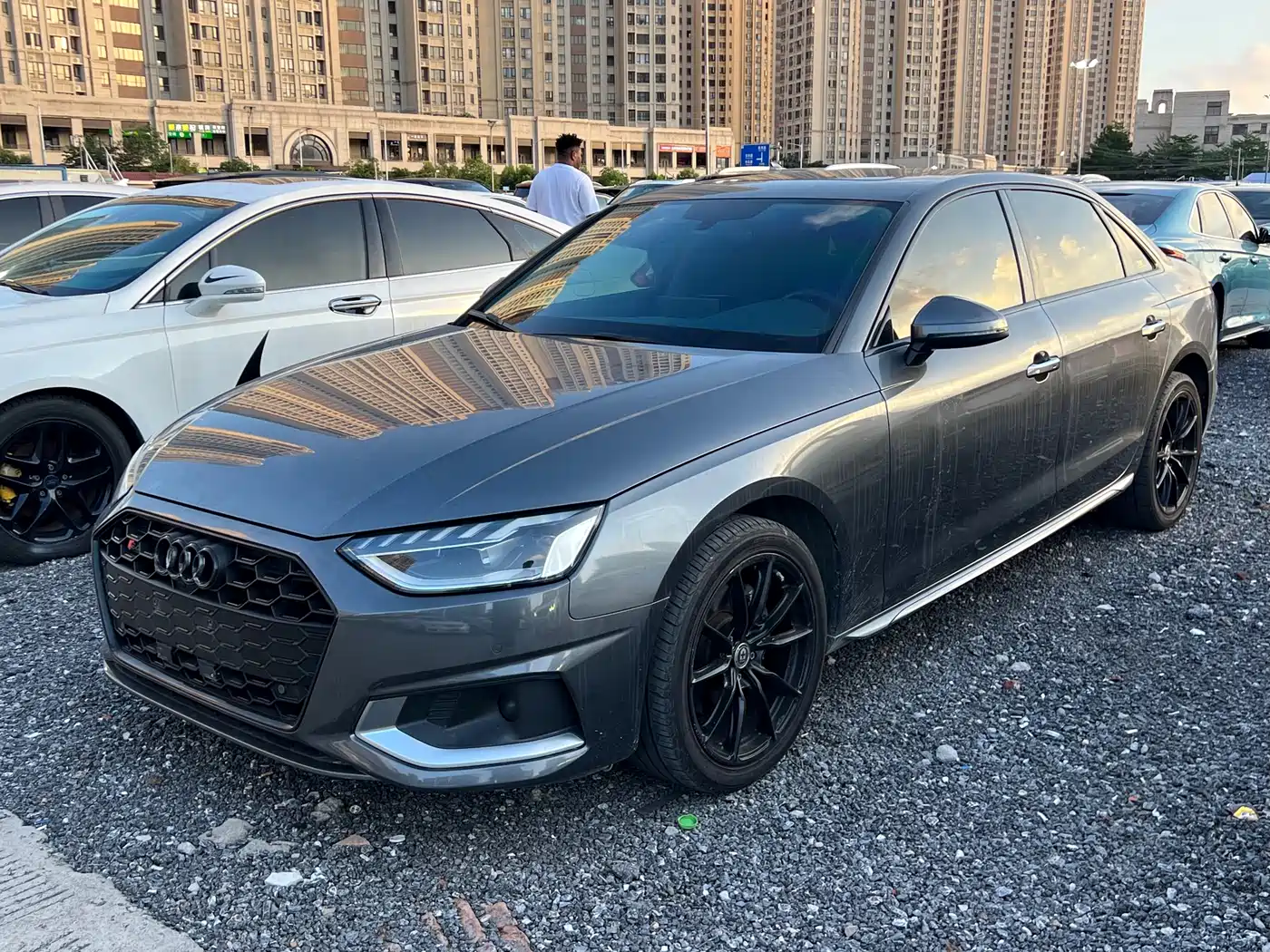 Audi A4L 2020 40 TFSI Luxury Dynamic фото 3