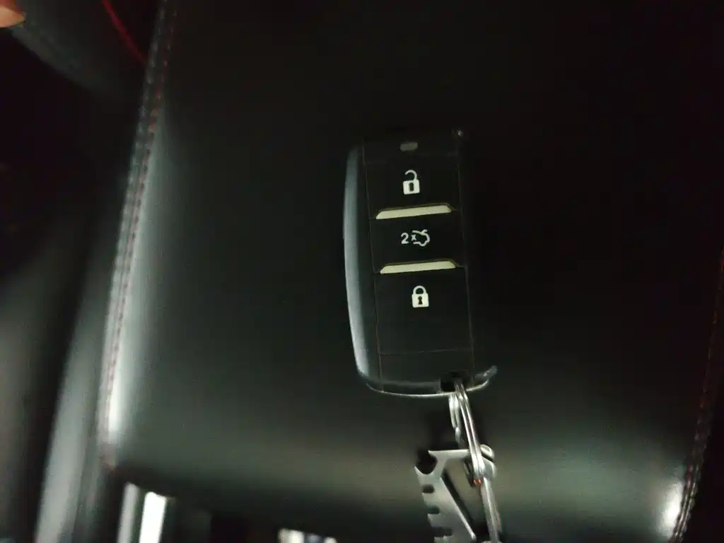 Фото 9 - Changan CS75