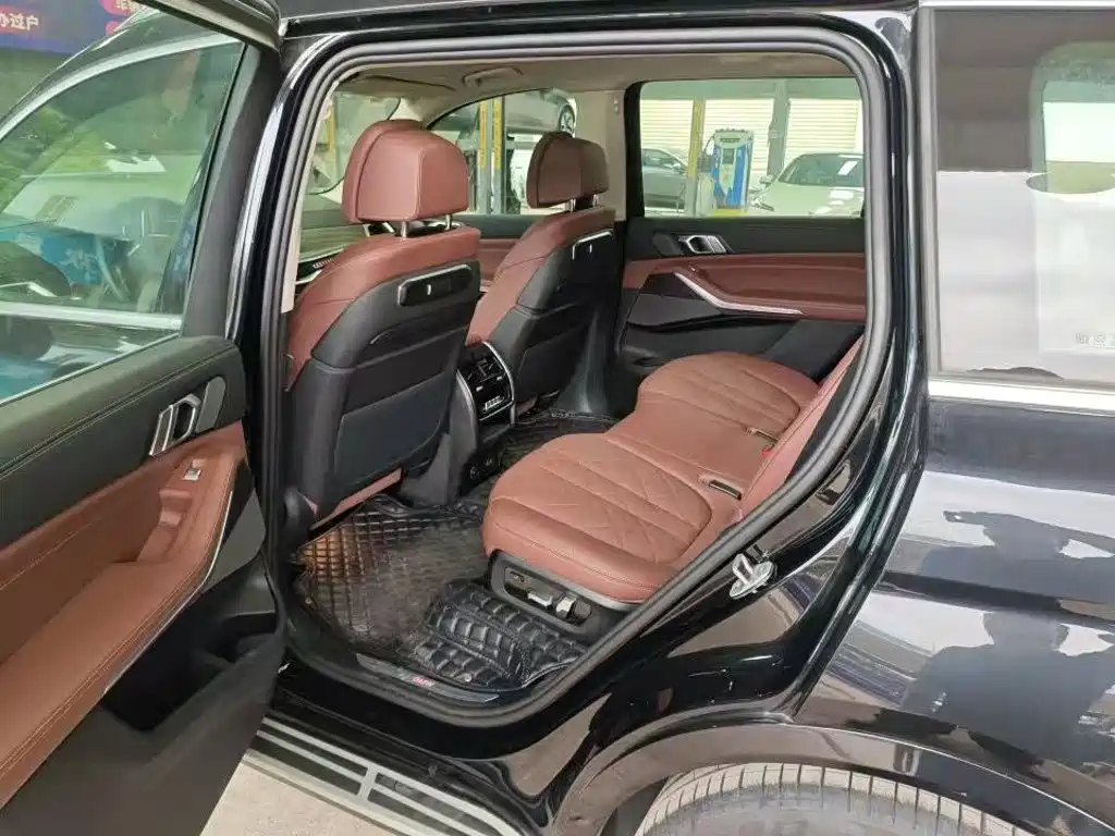 Photo 6 - BMW X7