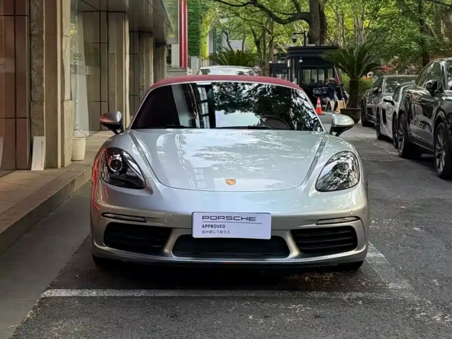 Porsche 718 2022 Boxster 2.0T фото 2