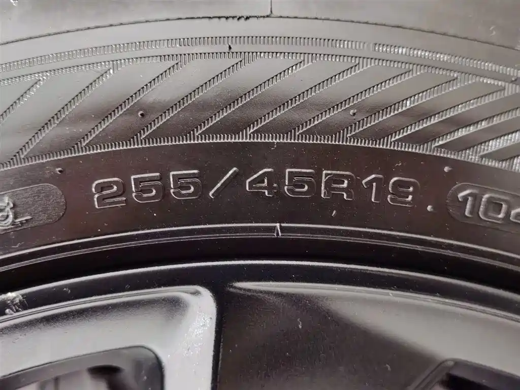 Tesla Model Y 2025 Facelift Long Range All-Wheel Drive фото 24