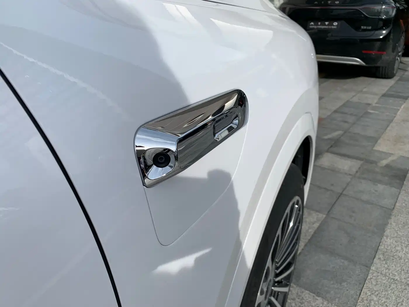 AITO Wenjie AITO M8 2025 Model Extended Range Max+ Edition 53.4kWh 6-Seater фото 11