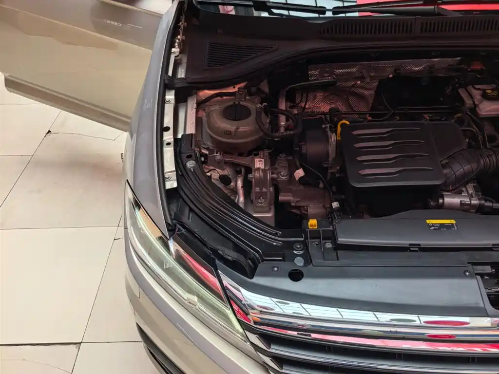 Volkswagen Lavida 2019 1.5L Automatic Comfort Edition China VI фото 19