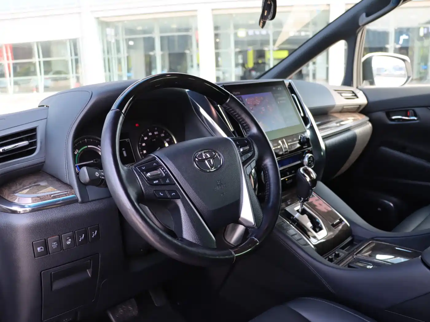 Toyota Alphard 2021 Hybrid 2.5L Premium фото 9