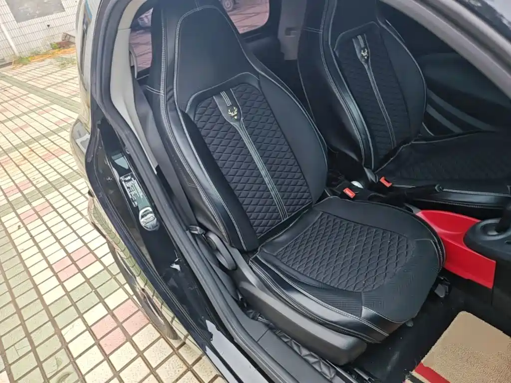 smart fortwo 2018 2018 1.0L 52kW Hardtop Passion Edition China V